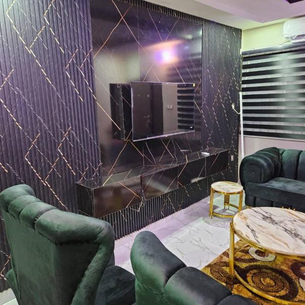 Hansville Apartment, Book Lejlighed Benin City 