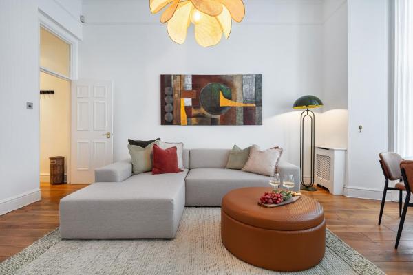 Designer Chelsea Apartment up to 6 guests, Book Lejlighed Lejligheder i Merseyside, Lejlighed