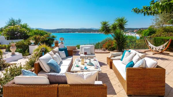 Villa Libeccio Sul Mar, Book  Olbia Emerald Coast