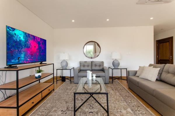 Spacious and elegant 3 bed apt in Villa Morra, Book  Asunción Paraguay