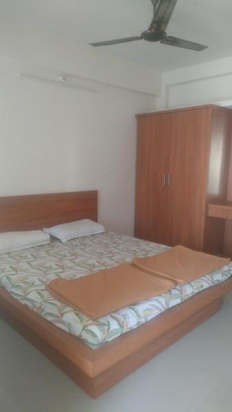 Comfy Homestay 2BHK, Book  Hoteller i Kolhapur med parkering, Parkering
