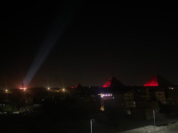 Cheops pyramids inn, Book  Cairo Governorate hoteller med parkering, Parkering
