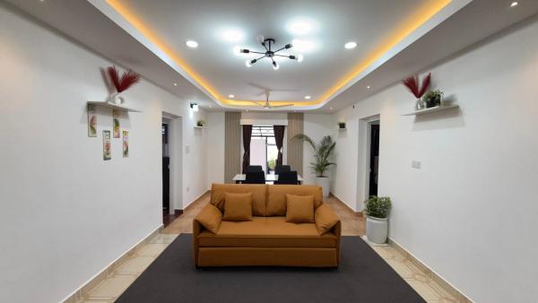 Leafy Mist Villa, Book  Munnar New Delhi