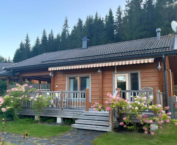Villa Aurora, Book  Hoteller i Southern Finland med parkering, Parkering
