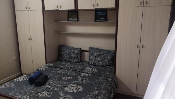 Large three-story hostel on Nizami street, Book  Baku Aserbajdsjan