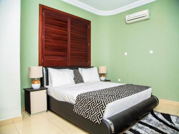 The OutBack Hotel, Book  Hoteller i Greater Accra med pool, Swimmingpool
