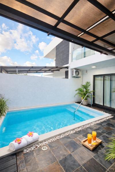 Villa Azure Flic-en-Flac 5 min de la plage, Book  Mauritius West Coast hoteller med pool, Swimmingpool