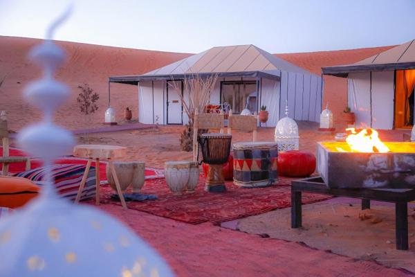 Layali Luxury Desert Camp, Book  Hoteller i Meknes-Tafilalet med morgenmad, Morgenmad