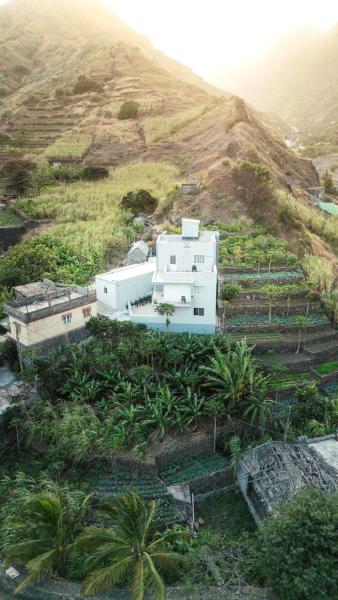 Bentub Home pousada, Book  Ribeira Grande 