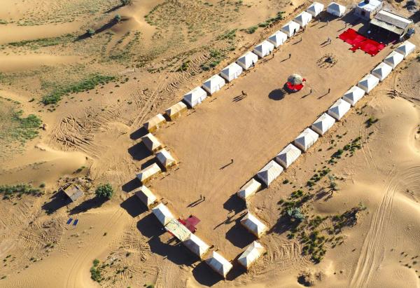 Touaregs Camp Erg Lihoudi, Book  M'Hamid El Ghizlane 