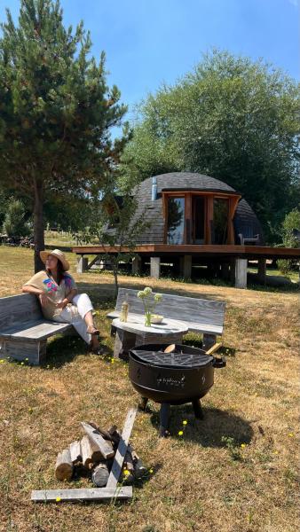 Casa Redonda en Lago Puelo, Book  Hoteller i Patagonia med parkering, Parkering