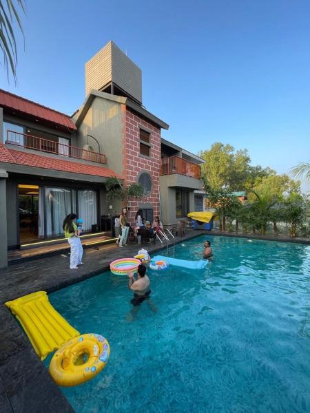 Gypsy Abode Pool Villa Panchgani, Book  Hoteller i New Delhi med pool, Swimmingpool