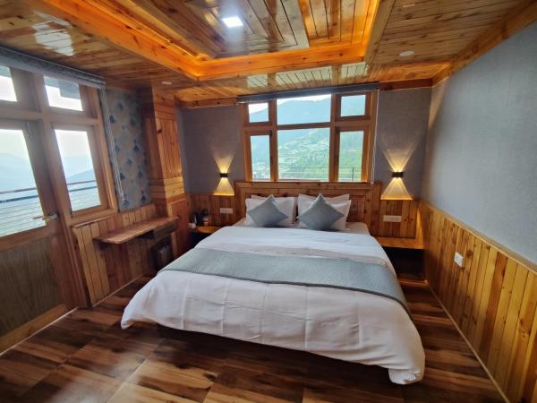 Ekaant Orchard Retreat , A Serene Homestay, Book  Narkanda Himachal Pradesh
