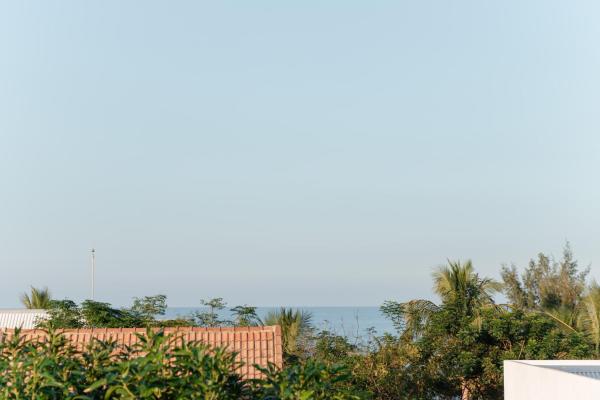 Entire Beach House, Book  Tân Thành Quang Nam
