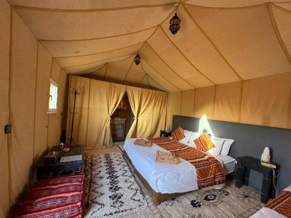 hagra luxury camp Merzouga, Book  Merzouga 