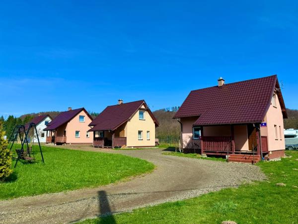 Domki Letniskowe Konik 2, Book  Lower Silesia hoteller med parkering, Parkering