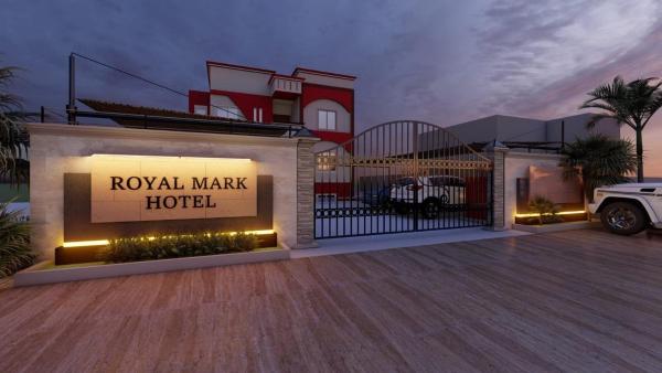 Royal Mark Lodges, Book  Billige hoteller i Punjab Region
