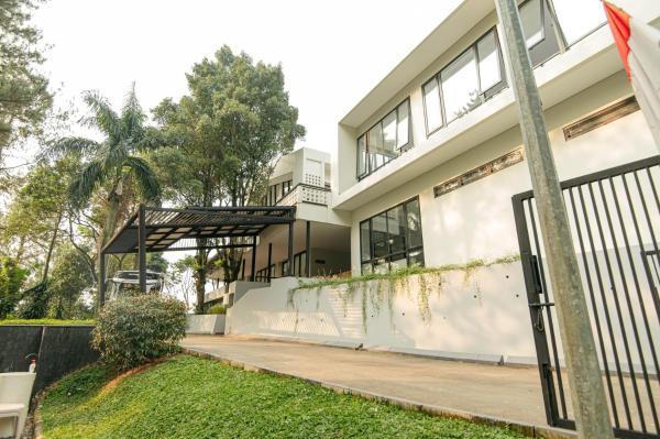 RDM Villas, Book  Gununggeulis West Java