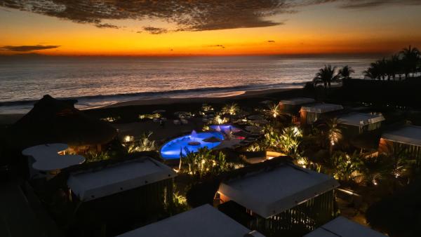Lu Vee Oasis, Book  Forretningshoteller i Puerto Escondido, 4* 5*