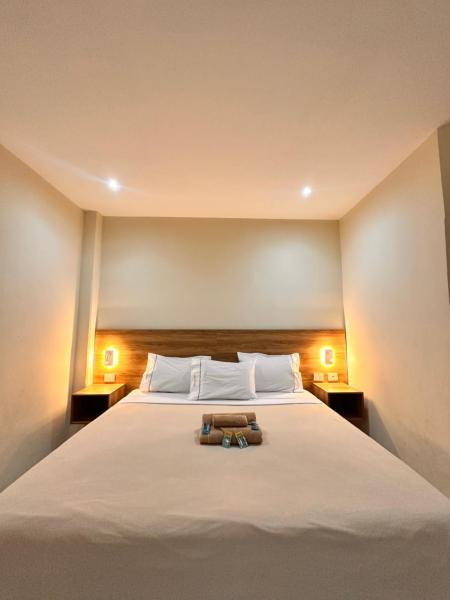 Hotel Centro Apatzingán, Book  Michoacan hoteller med pool, Swimmingpool