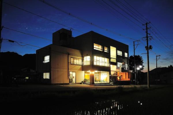 Hotel GOOD DAY Yuzawa, Book  Hoteller i Koshinetsu med parkering, Parkering