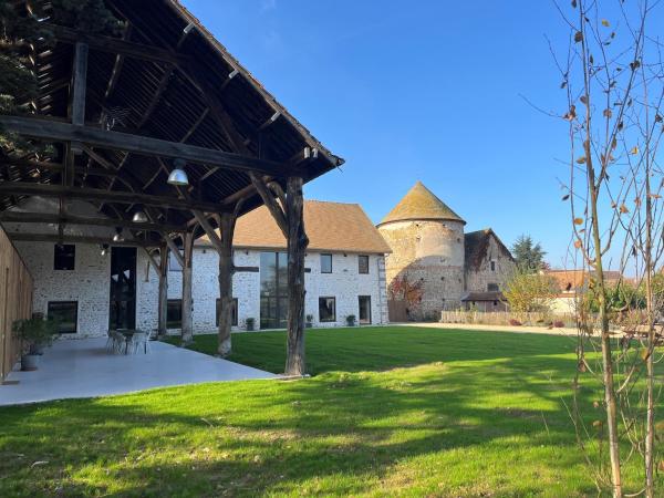 La Grange de Colette, Book  Hoteller i Ile de France med pool, Swimmingpool
