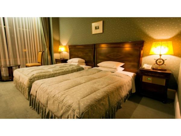Nanki Shirahama Resort Hotel - Vacation STAY 38049v, Book  Kamitonda hoteller med pool, Swimmingpool