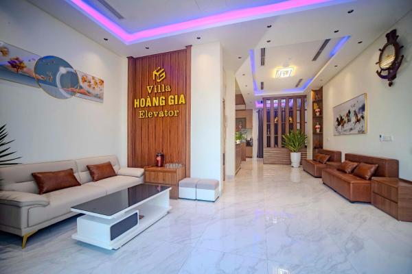 Villa HOÀNG GIA, Book  Hoteller i Quang Binh med pool, Swimmingpool