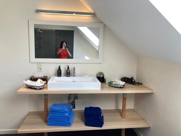 F1 Circuit 2Min 2 Rooms Stay, Book Hotel Hoteller i Liège med pool, Swimmingpool