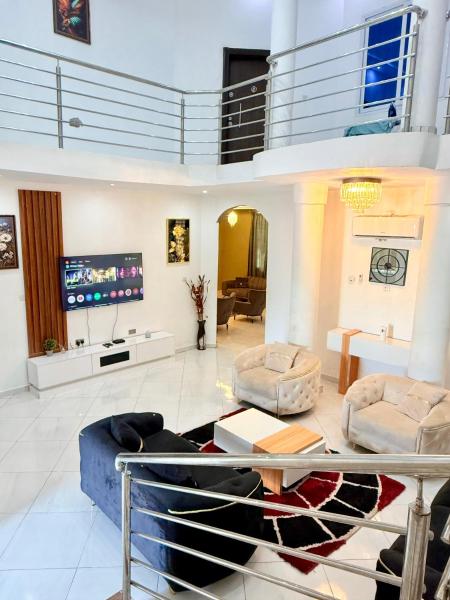 Nanani Luxury Villa - 3 Bedrooms, Book  Kumasi Ghana