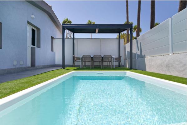 Villa Canadá, Book  Hoteller i Gran Canaria med pool, Swimmingpool