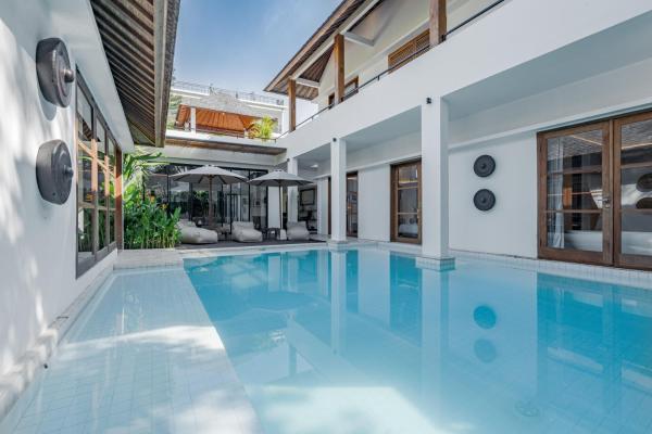 Villa Agathe by Alfred in Bali, Book  Hoteller i Bali med pool, Swimmingpool