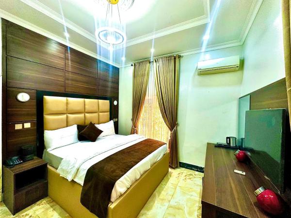 kamzigi luxury, Book  Federal Capital Territory hoteller med pool, Swimmingpool