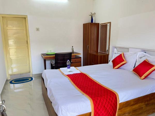 Surya tourist home, Book  Trivandrum New Delhi
