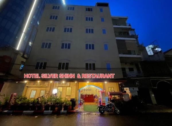 Hotel Selver Shinn & Restaurant, Book  Daun Penh 