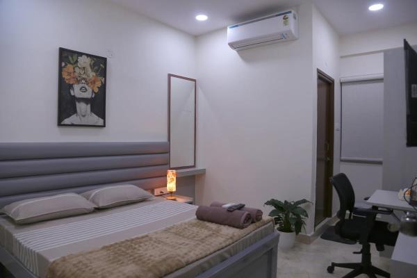Yendluris- QueenBed Room-14 Kondapur, Gachibowli, Book  Lingampalli 