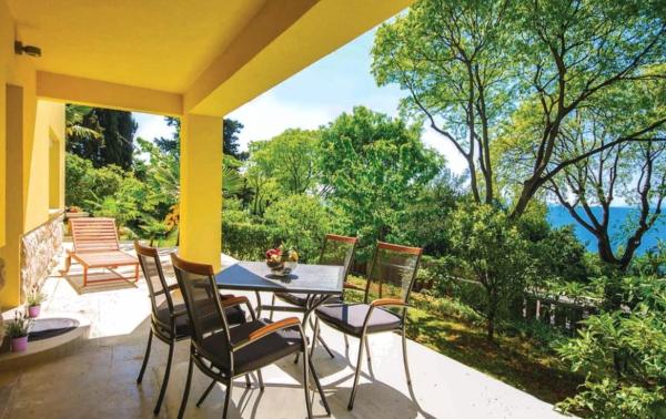 Villa Anna Maria Apartment, Book Lejlighed Kvarner hoteller med parkering, Parkering