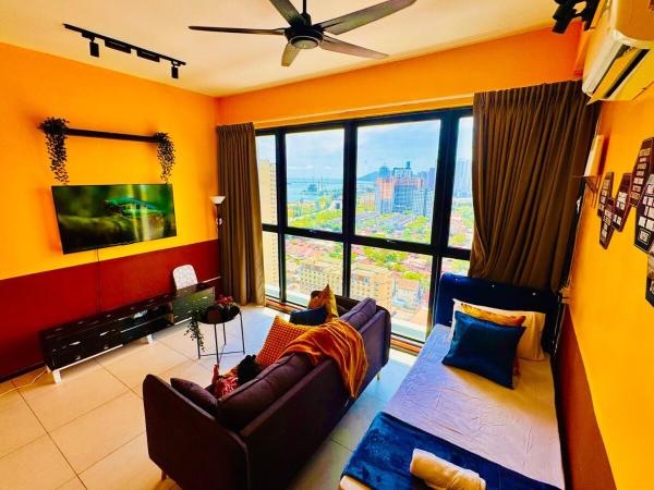Deluxe Suites with Infinity Pool, Kids' Pool & Sea, Book  Pulau Pinang hoteller med pool, Swimmingpool