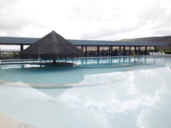 Flat 08B Monte Castelo, Gravatá, Book  Pernambuco hoteller med pool, Swimmingpool