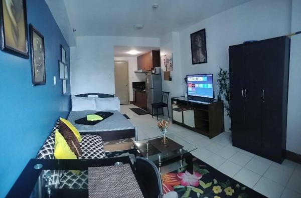 Nix Staycation MPlace Tower B 7th Floor, Book  Luzon hoteller med pool, Swimmingpool