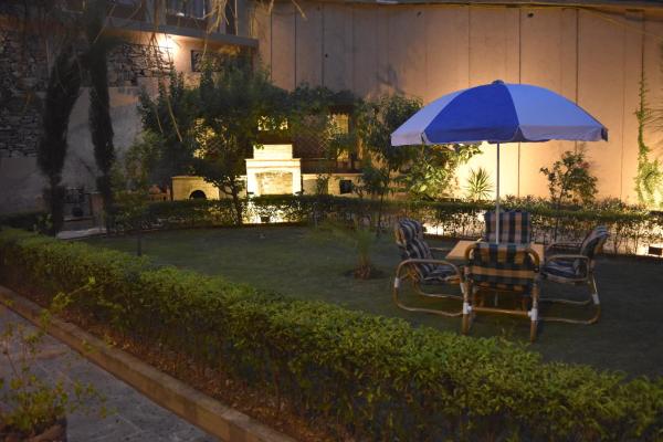 Ali contry club & resort, Book  Mingora Khyber Pakhtunkhwa Province