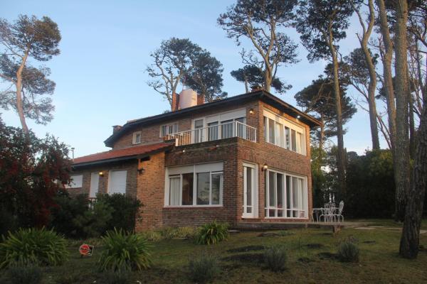 Chalet El Caracol, Book Chalet Pinamar 