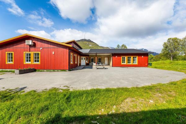 Alteidet House, Book  Alteidet Troms og Finnmark