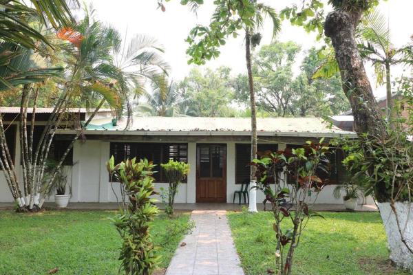 Maya Beach House, Book  Lívingston Izabal