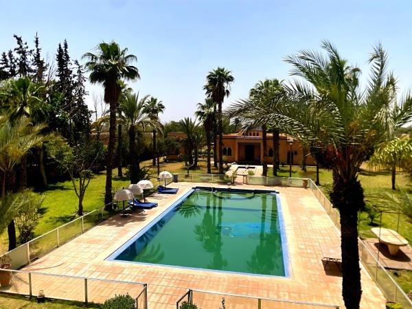 Villa privée de luxe avec piscine, Book  Marrakech-Tensift-Haouz hoteller med pool, Swimmingpool