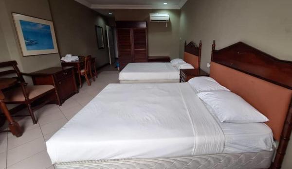 Hotel Ming Kiong, Book  Rumah Chaong Sarawak