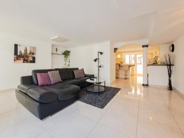 Spacious modern apartment in peacefull Las Coloradas, close to Papagayo Beaches, Book Lejlighed Playa Blanca 