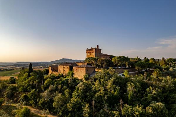 Palazzo Massaini - Le Scuderie, Book  Pienza Val d'Orcia