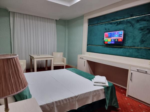 Lara Hotel and Spa, Book  Baku hoteller med pool, Swimmingpool