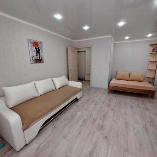 Traveler\s house 44, Book  Pavlodar 